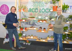 Louis van Dijk van Allsenza samen met Arco Lock, voor wie een stukje verkoop doet.